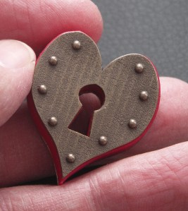 Keyhole Heart Pendant - pic2