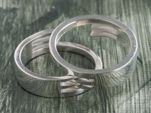 Interlocking Rings 2